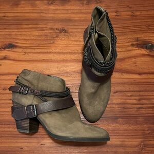 Dolce Vita booties, green/brown suede